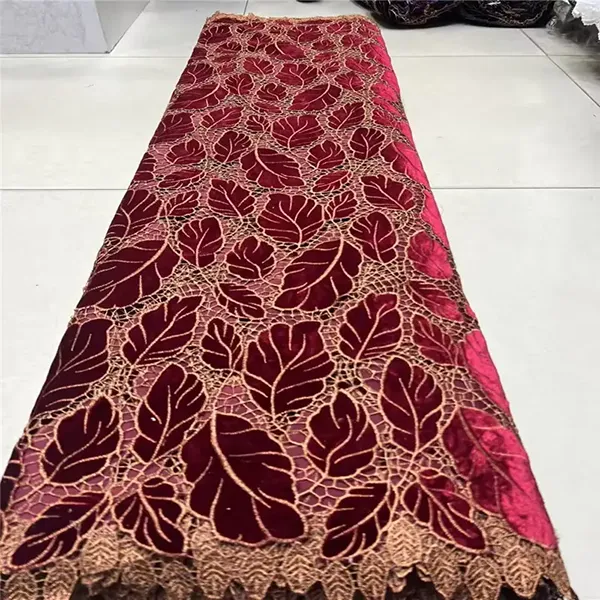 Wholesale Luxury Velvet Guipure Lace Middle East Velvet Lace Fabric Fashion High Quality Velvet Lace